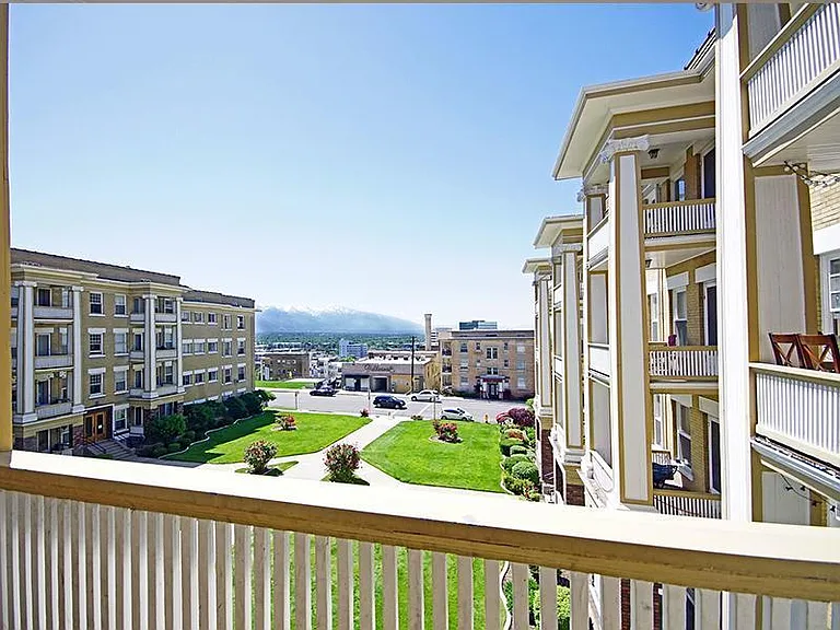 The Hillcrest — Photo 16