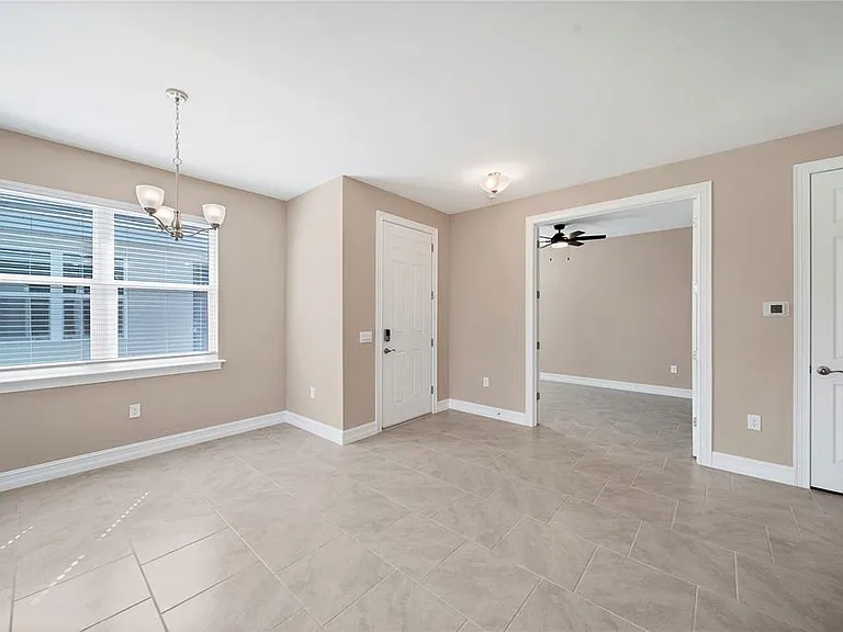 305 Ibiza Loop — Photo 14