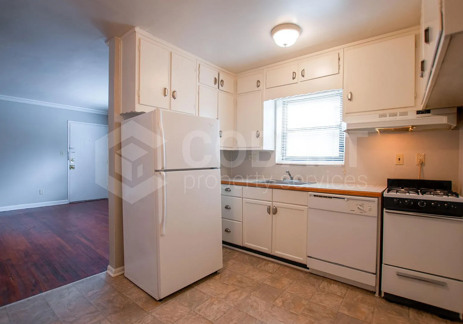 1 bed, 1.0 bath, 700 sqft, $1,350 — Photo 1
