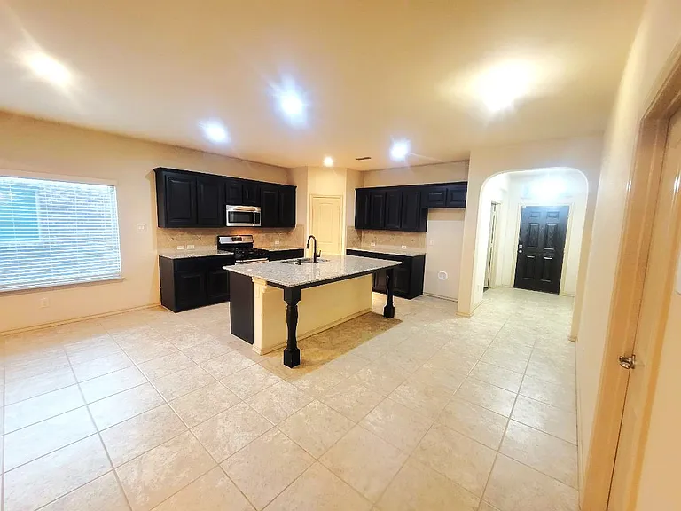 15628 Carlton Oaks Dr — Photo 6