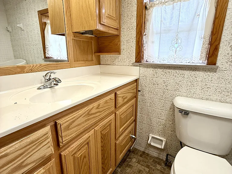 52 Landmark Rd — Photo 21