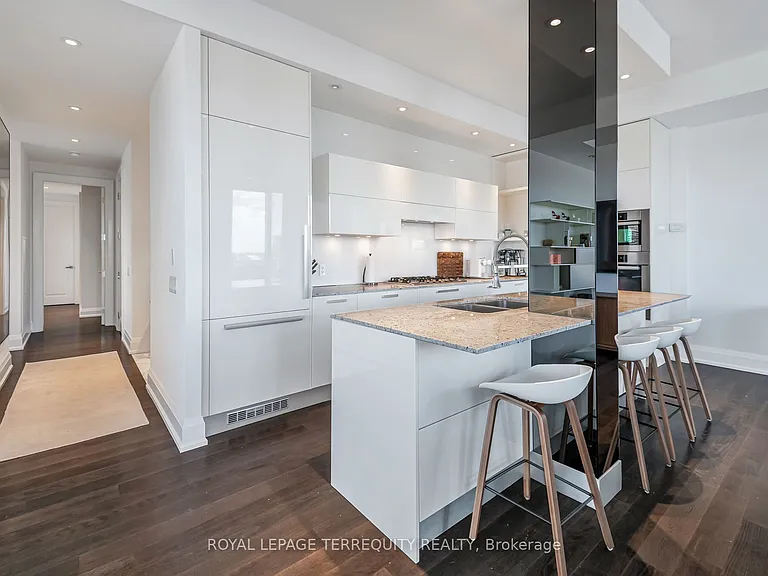 88 Davenport Rd #1704 — Photo 17