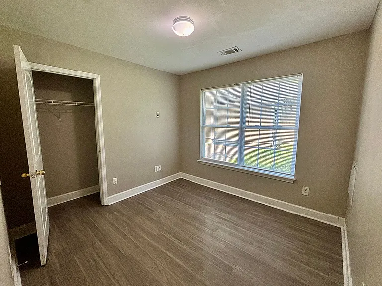 2595 Elliott St NW — Photo 22