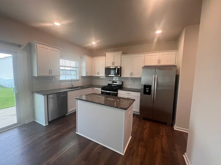 8185 Kennesaw Dr — Photo 11