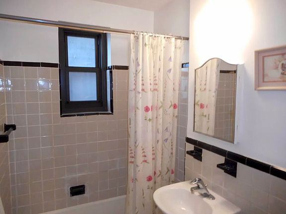 5th image of 73-03 Bell Blvd #2P