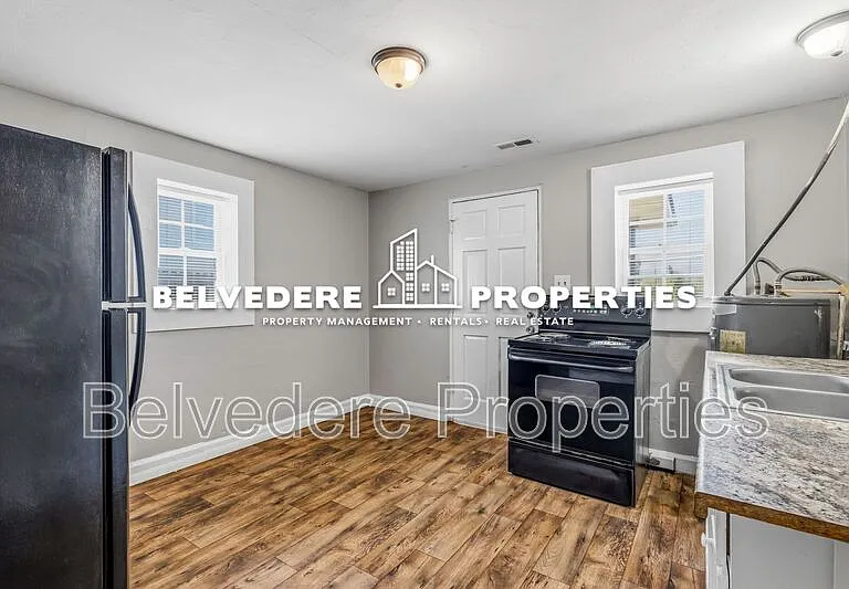 1730A Brooks Ave — Photo 3