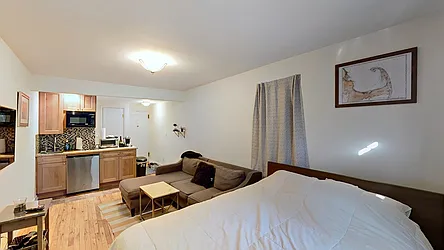 Rented by Emor Management Inc.