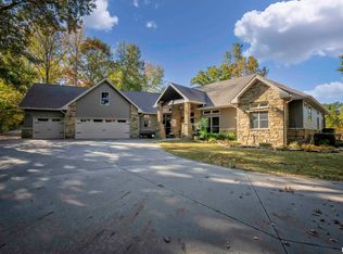 32 Covered Bridge Trl, Carbondale, IL 62902