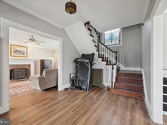 2nd image of 1818 S Creek Rd