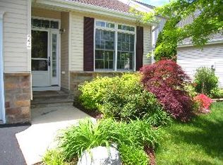 24 Benjamin St, Somerset, NJ 08873