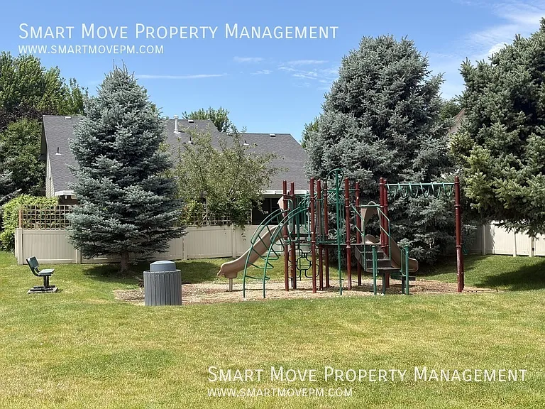 1236 E Pisa St — Photo 24