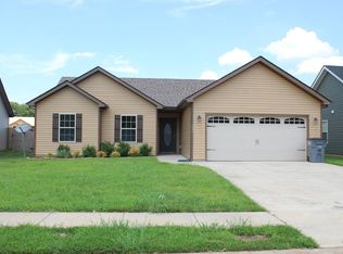 236 Azalea Dr, Oak Grove, KY 42262
