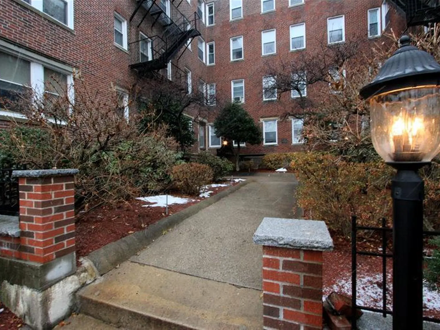 1 bed, 650 sqft, $2,850 — Photo 4
