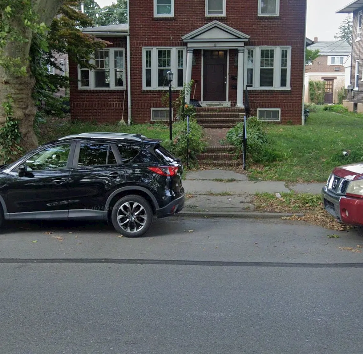 5 bed, 2124 sqft, $2,500 — Photo 1