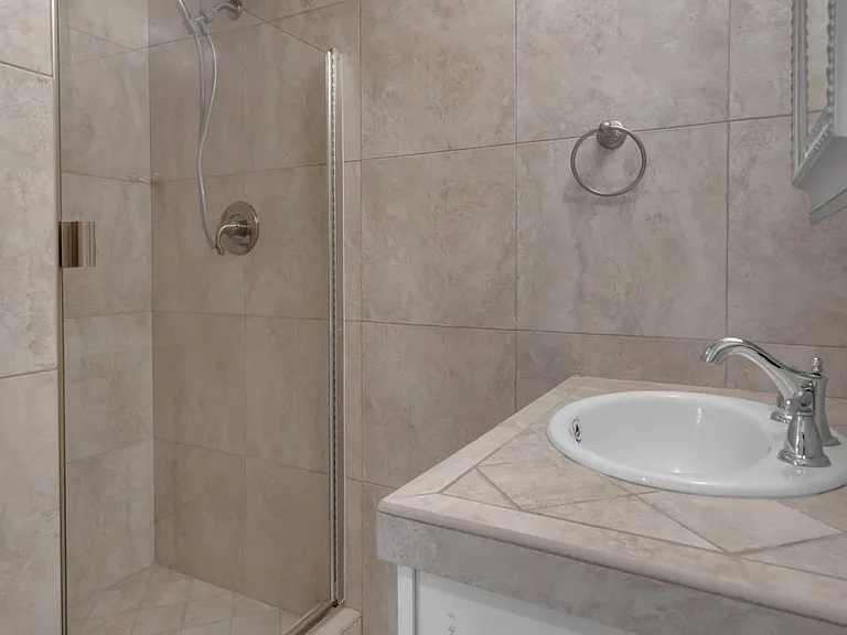 479 Calle Cadiz #B — Photo 14