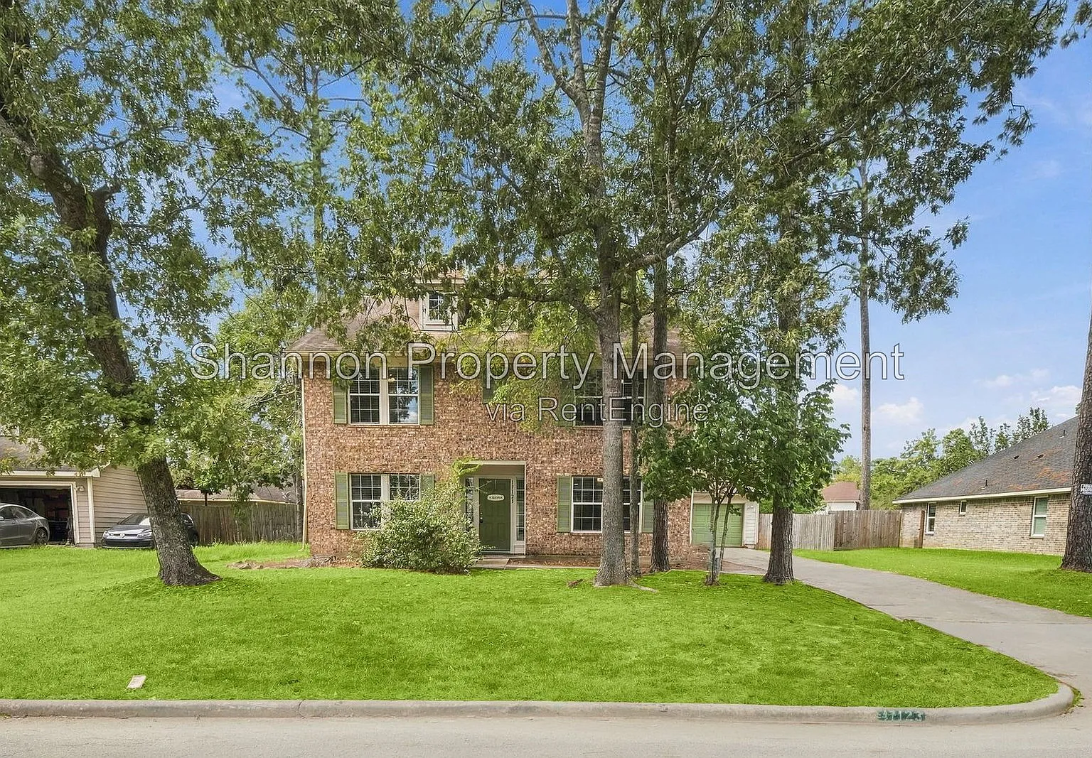 4 bed, 2.5 bath, 3229 sqft, $2,800 — Photo 1