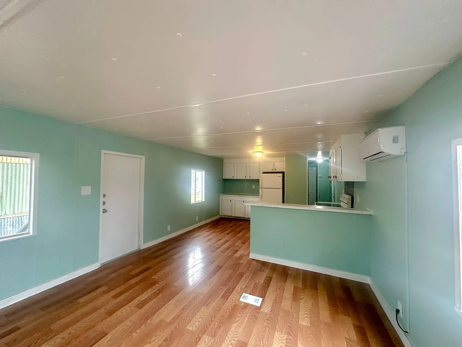 2 bed, 2.0 bath, 840 sqft, $1,379 — Photo 4