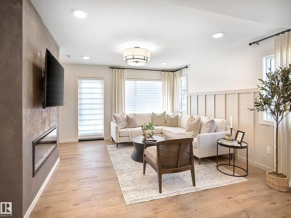 4th image of 1198 Aster Blvd NW