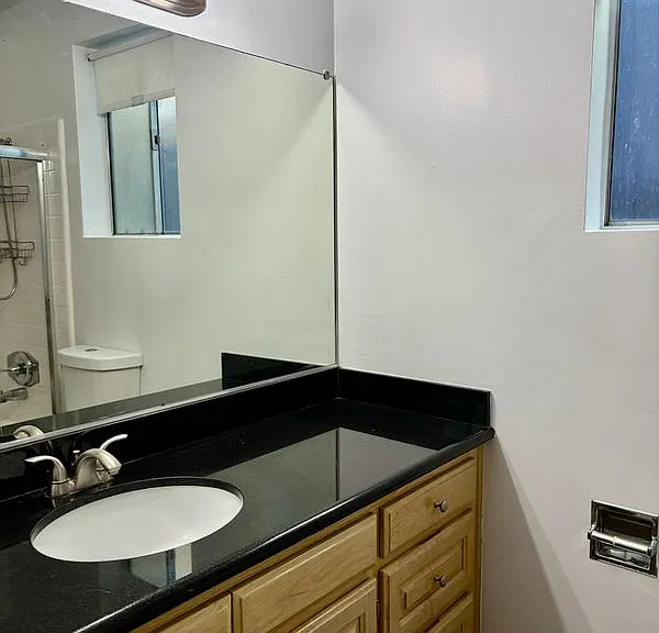 2425 Ocean Ave #1 — Photo 7