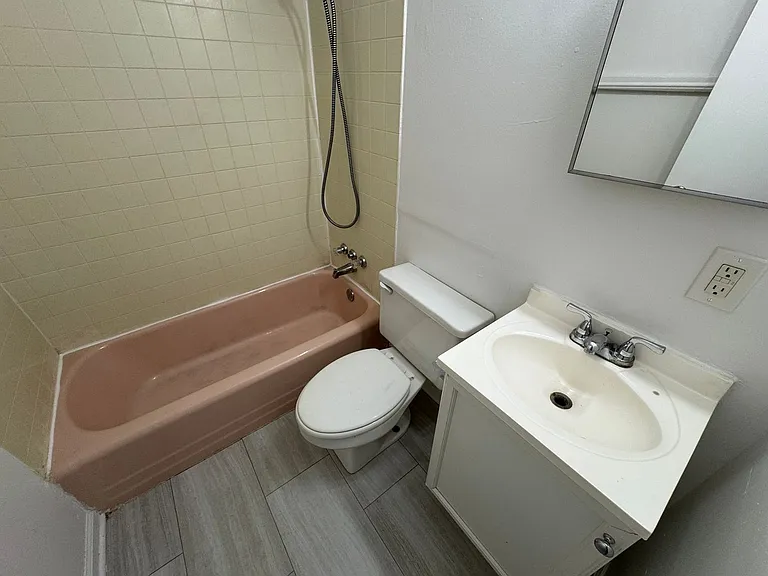 1088 S Morgantown Rd — Photo 18