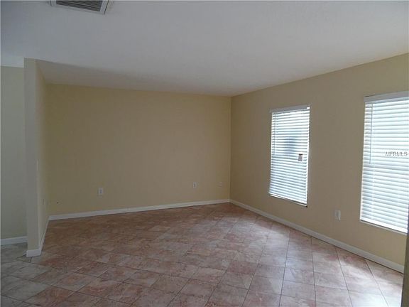 3rd image of 816 Rolling Green Dr