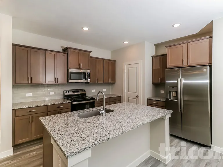 1528 Palo Verde Way — Photo 3