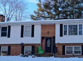 422 Missimer Ln, Vinton, VA 24179