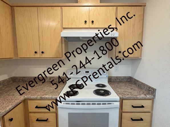 1650 NW Highland Ave #C