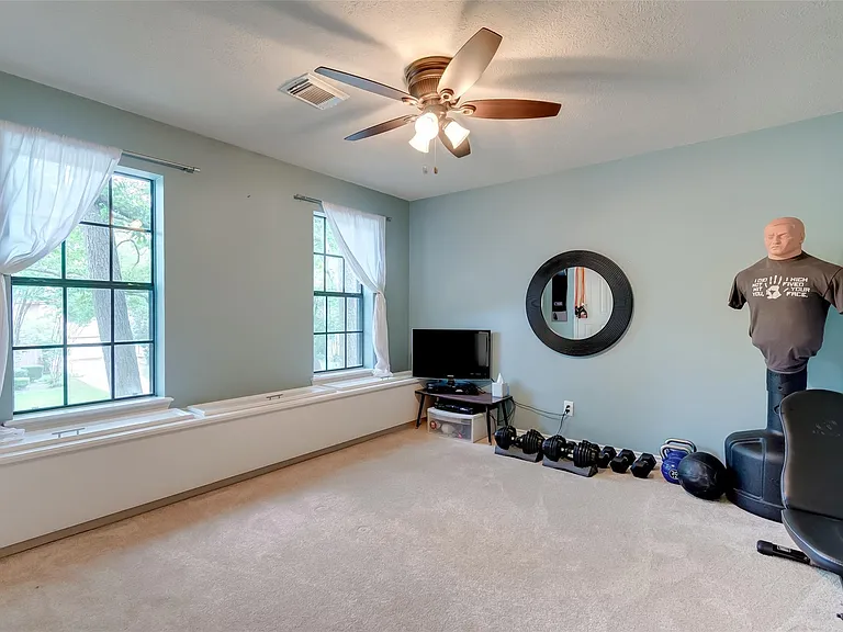 13011 Finch Brook Dr — Photo 34