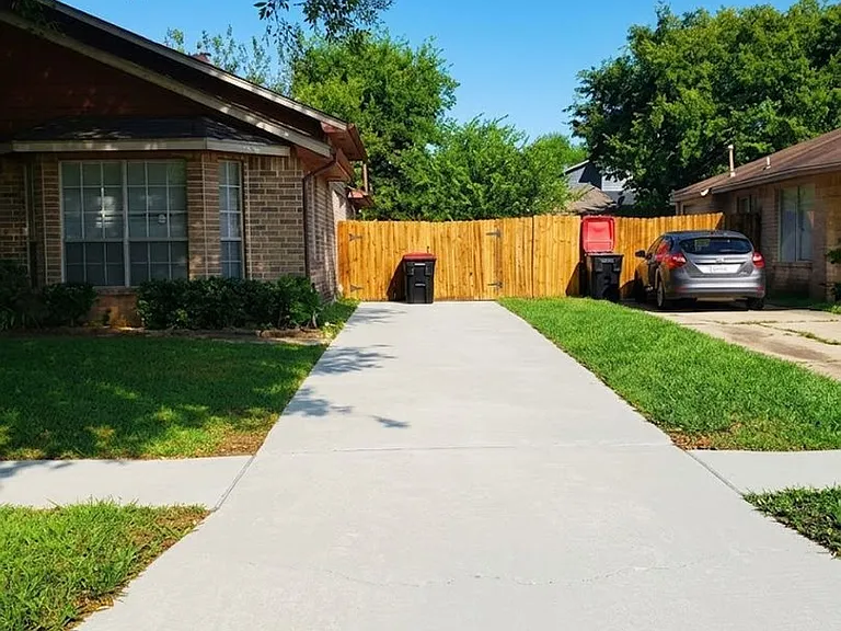 17010 Pastoria Dr — Photo 18