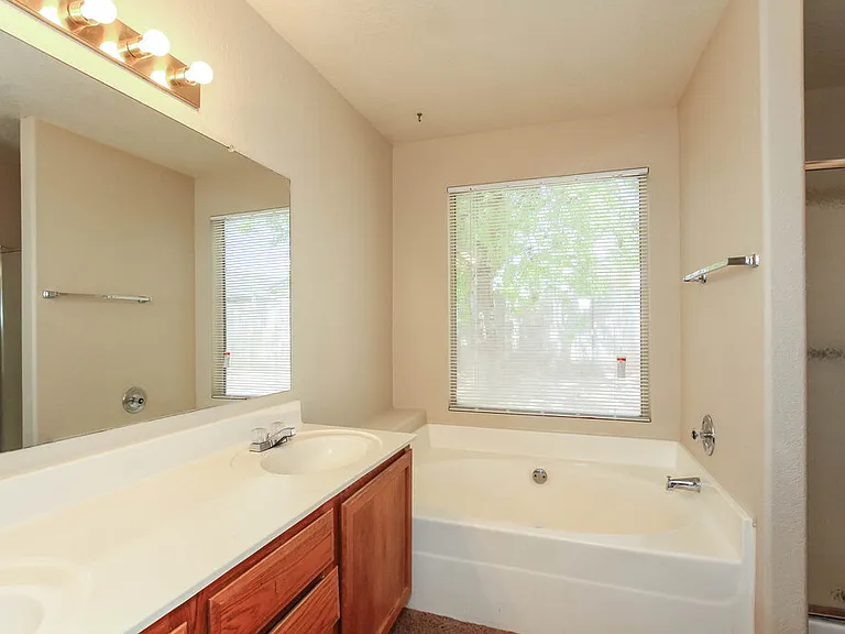 8864 W Morningside Dr — Photo 9