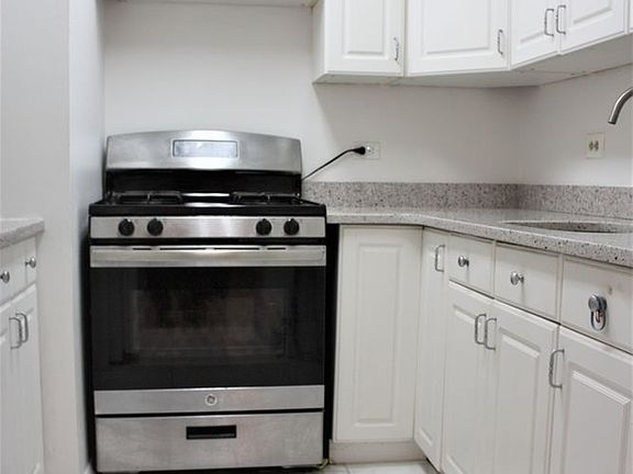 4th image of 80 Gold St #19F