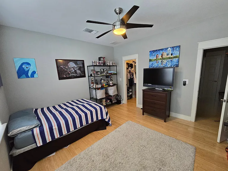 Upstairs bedroom #2 (view 1)