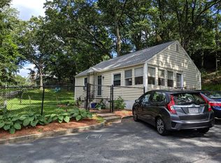 8 Richardson Rd, North Chelmsford, MA 01863