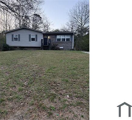 1st image of 2835 Creek Ln NE