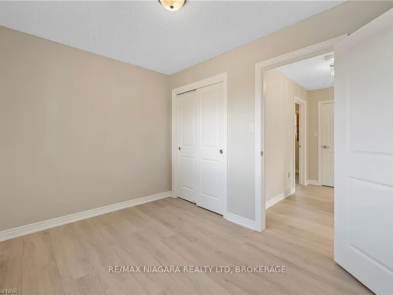 6344 Drummond Rd #1 — Photo 20