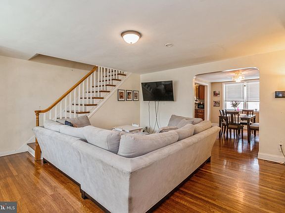 3rd image of 1903 46th St