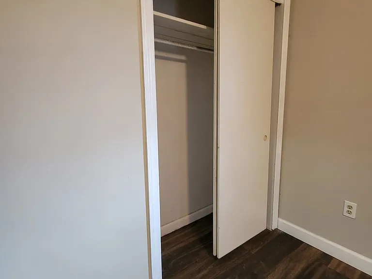 4978 Zacks Mill Rd — Photo 3