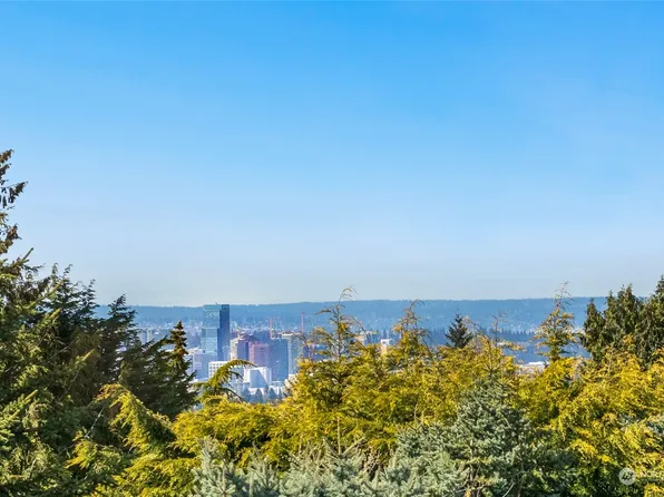 4806 153rd Avenue SE, Bellevue, WA 98006