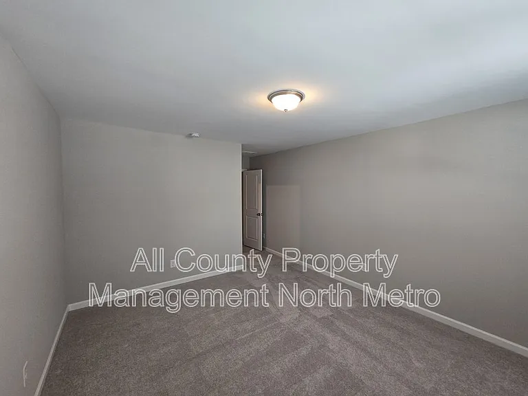 490 Tall Pines Ter — Photo 18