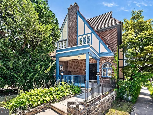 7234 Briar Rd, Philadelphia, PA 19138