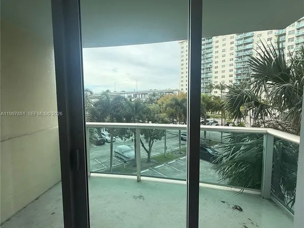 19380 Collins Ave APT 319, Sunny Isles Beach, FL 33160