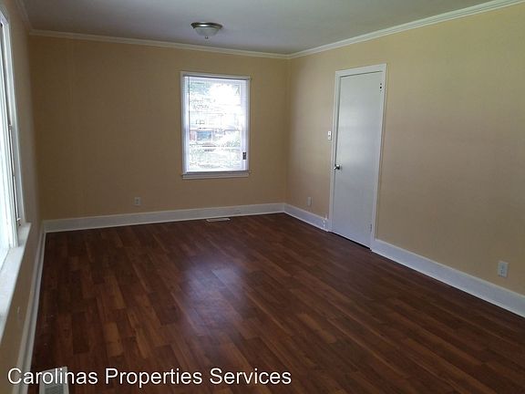 5th image of 954 Carolina Avenue Ext
