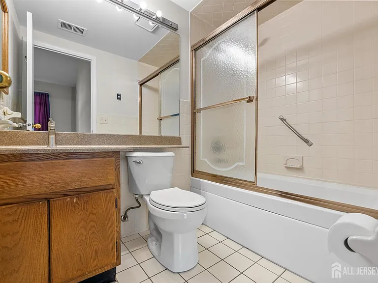 6111 Cedar Ct — Photo 13
