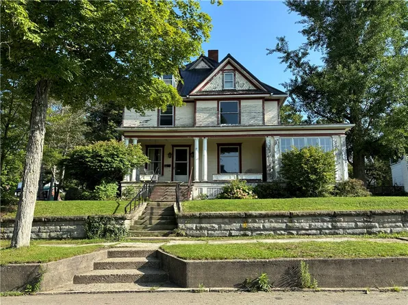 29 Pine Ave, Kane, PA 16735