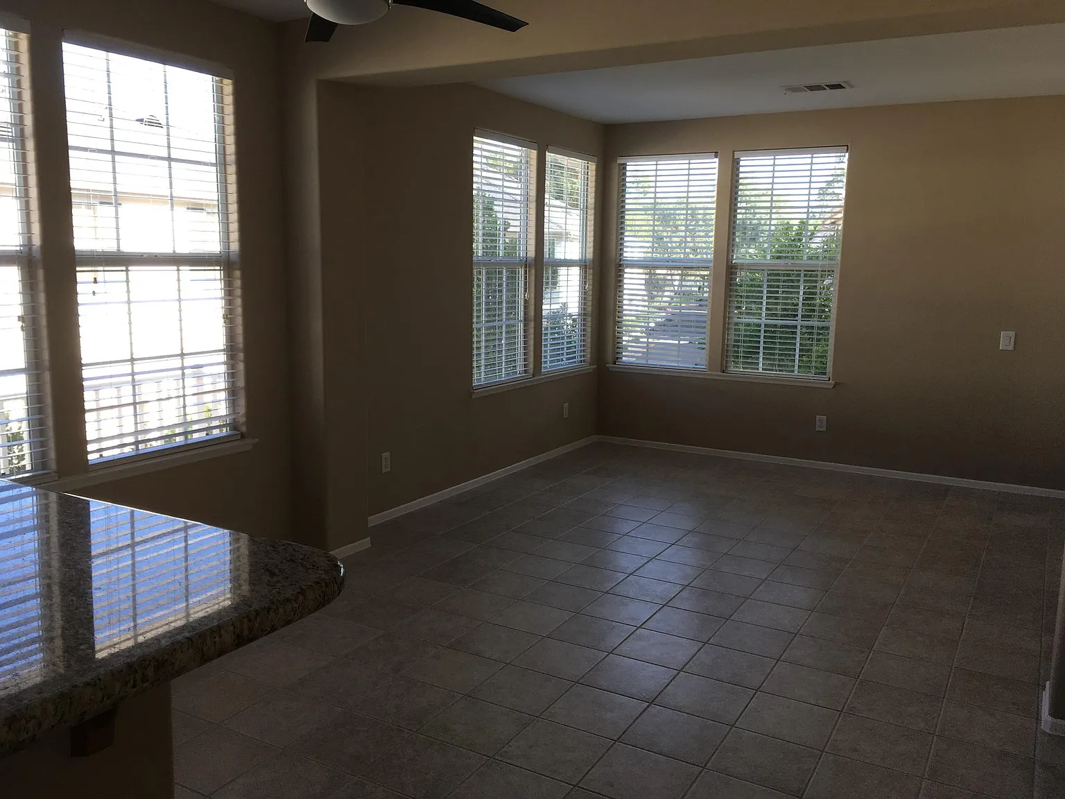 24132 Victoria Ln — Photo 4