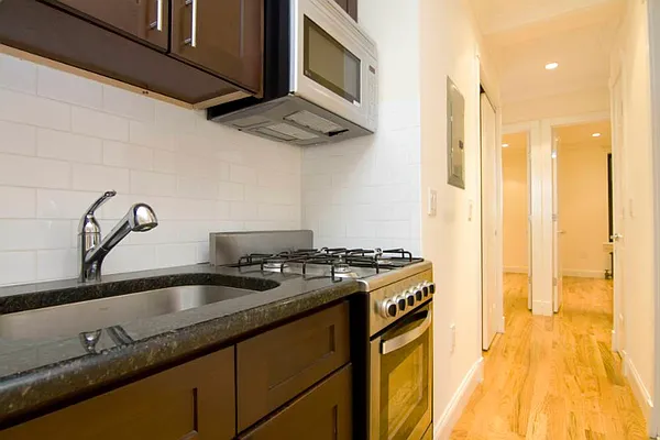 Rented by Town Residential | media 28