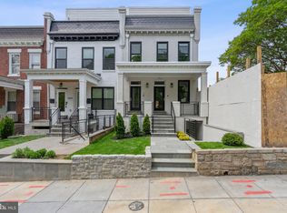 3526 Park Pl NW PENTHOUSE 1, Washington, DC 20010