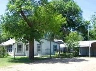 705 Johnson Ave, Dodge City, KS 67801