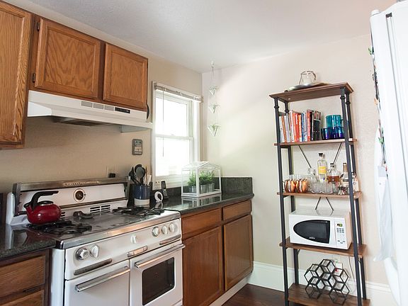 5th image of 2609 O St